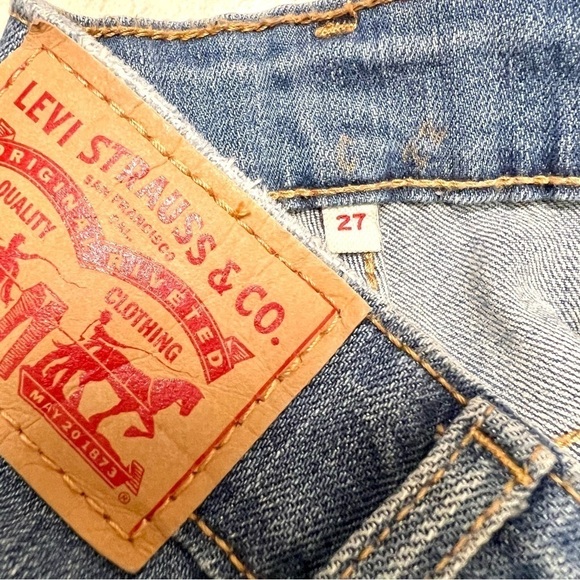 LEVI’S 70s HIGH RISE FLARE WOMEN'S JEANS Size 27 distressed patched - Picture 10 of 11